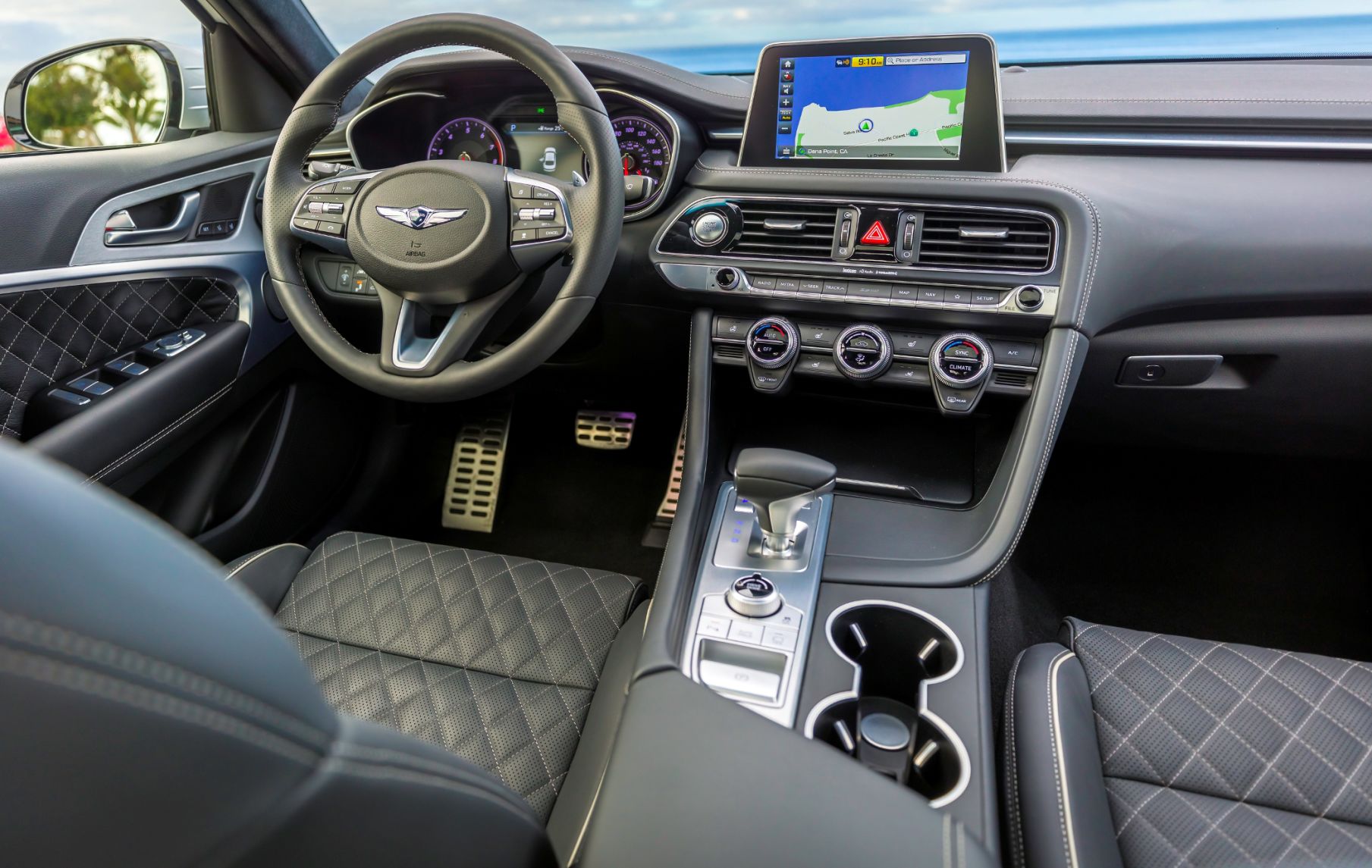 genesis2019g70--0627c.jpg
